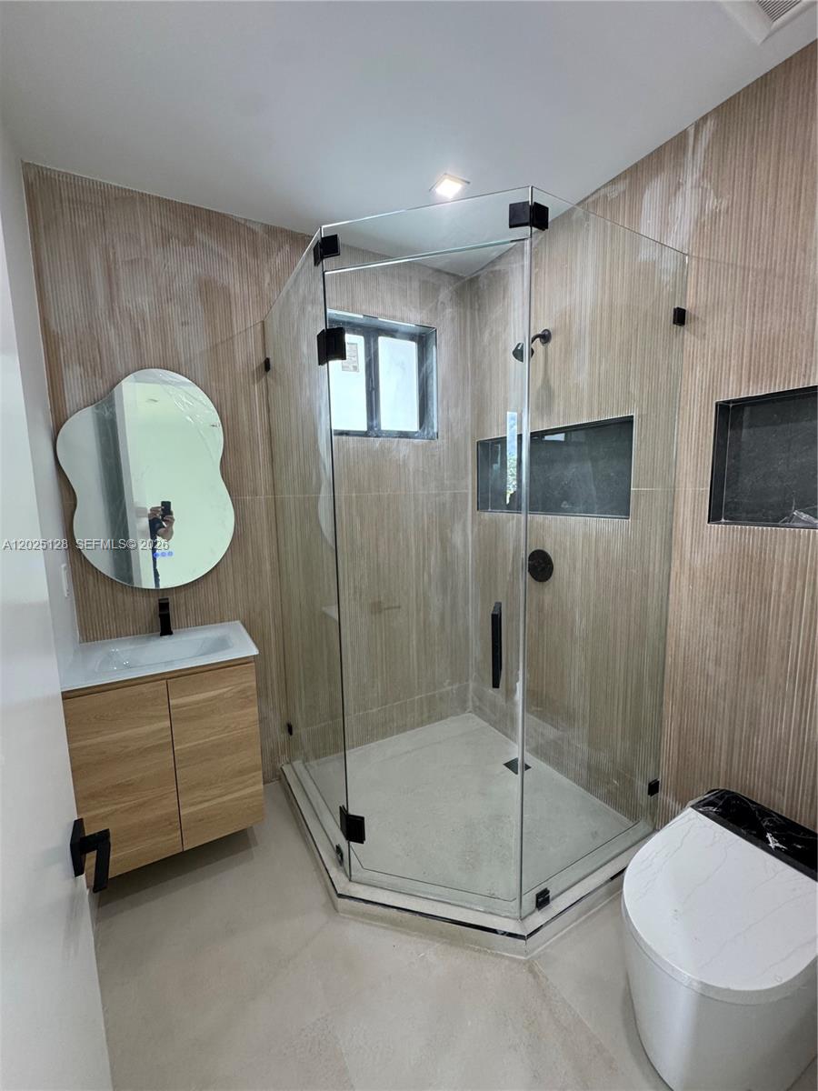See details / 2899 sq. ft. $ 2026-05-26 0 Photo