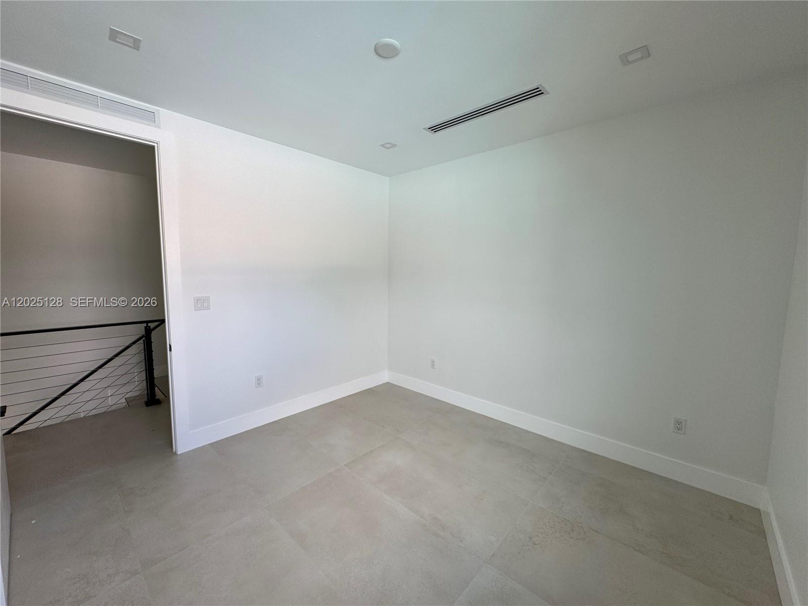 See details / 2899 sq. ft. $ 2026-05-26 0 Photo