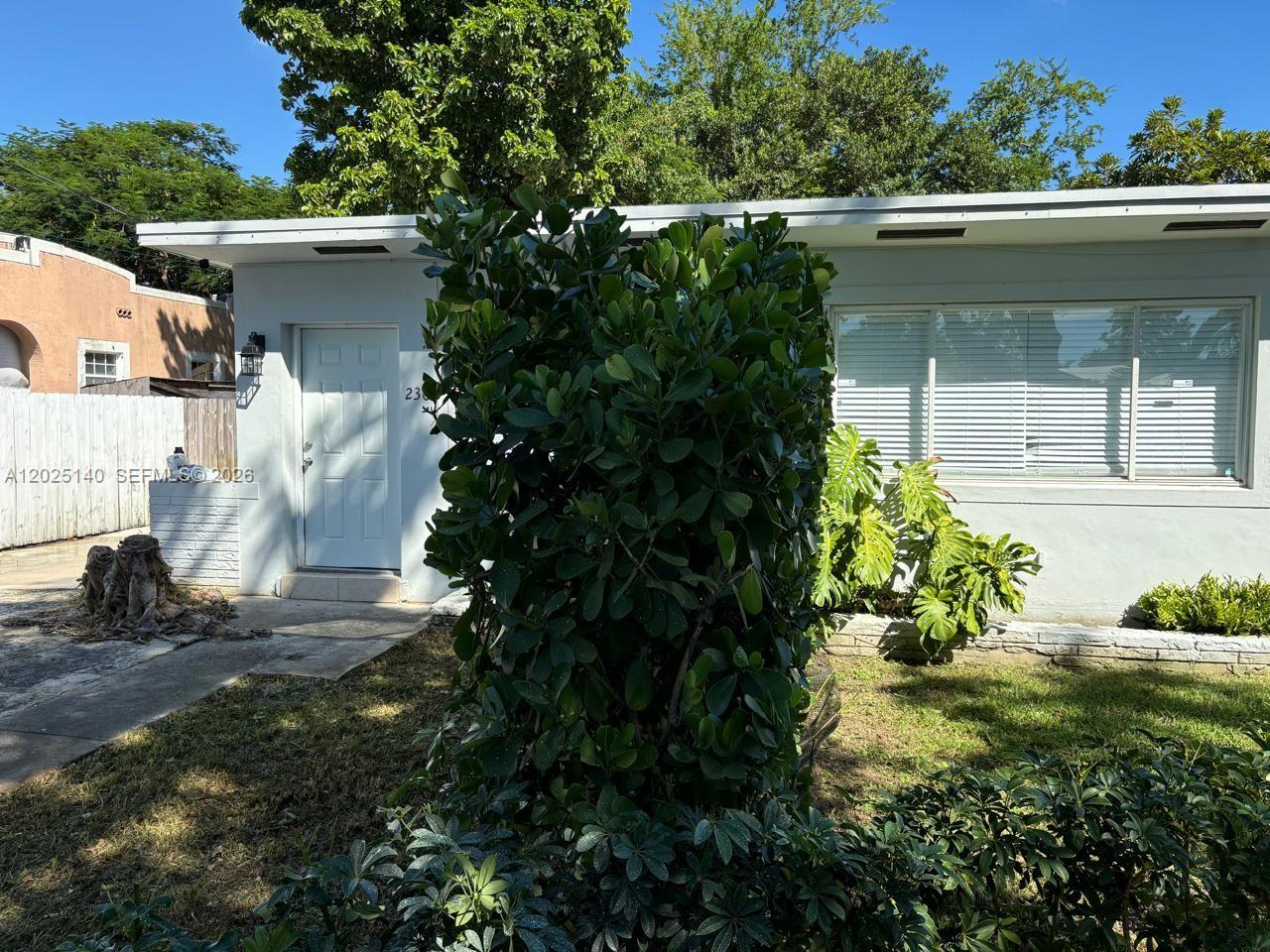 See details / 1064 sq. ft. $ 2026-05-26 0 Photo