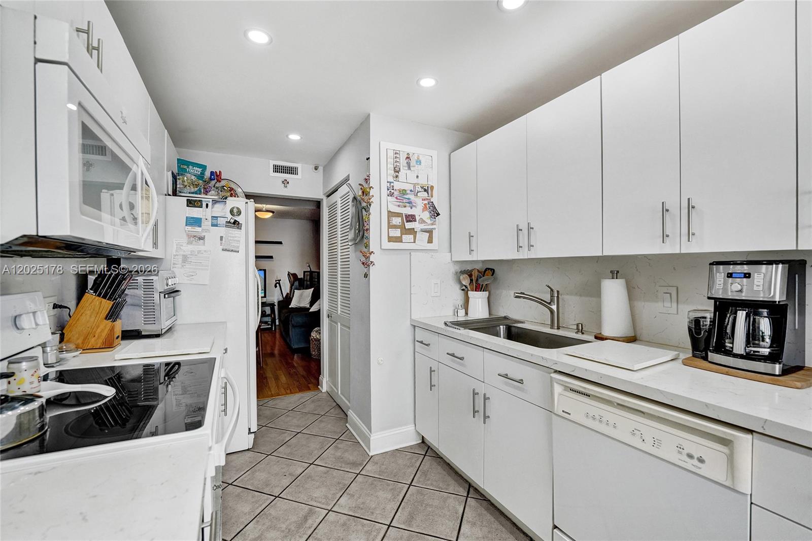 Photo of 1201 Ocean Dr #609S, Hollywood, Florida, 33019 -