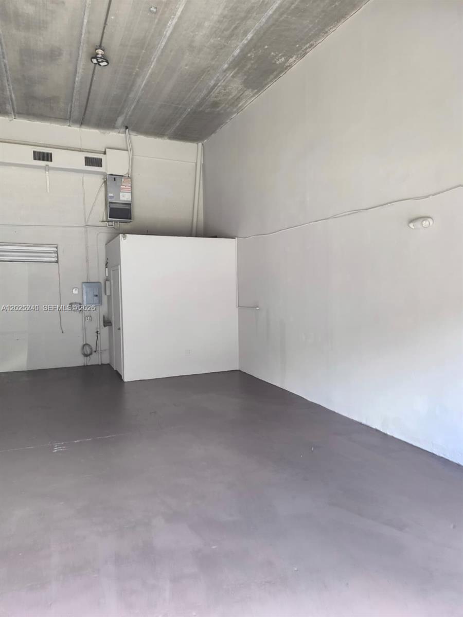 See details / sq. ft. $ 2026-05-26 0 Photo