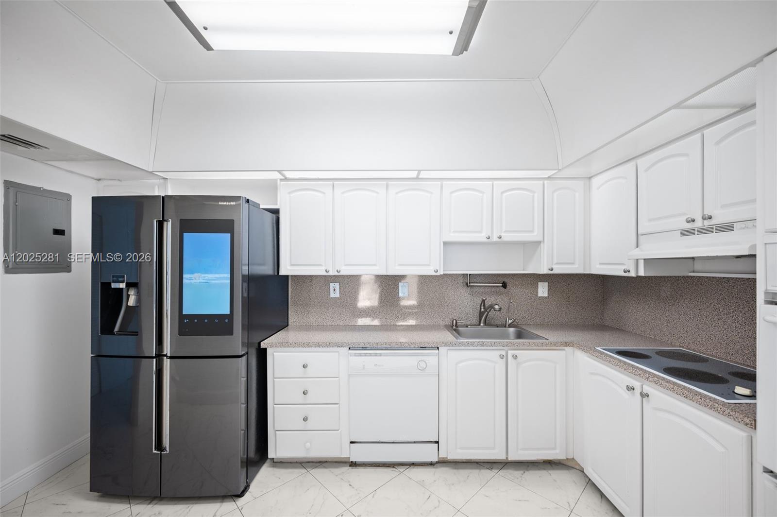 Photo of 19380 Collins Ave  #1122, Sunny Isles Beach, Florida, 33160 - 