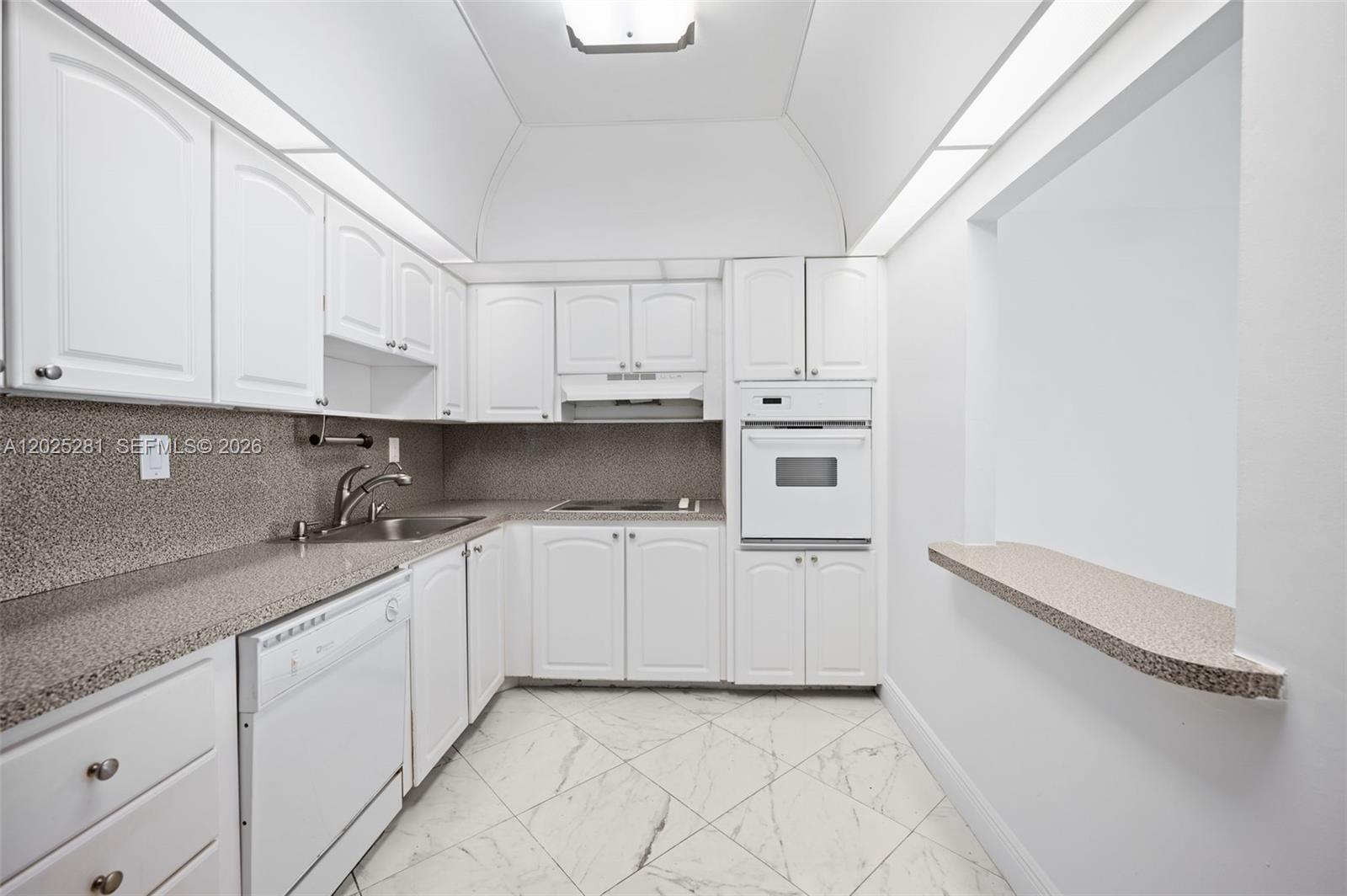 Photo of 19380 Collins Ave  #1122, Sunny Isles Beach, Florida, 33160 - 