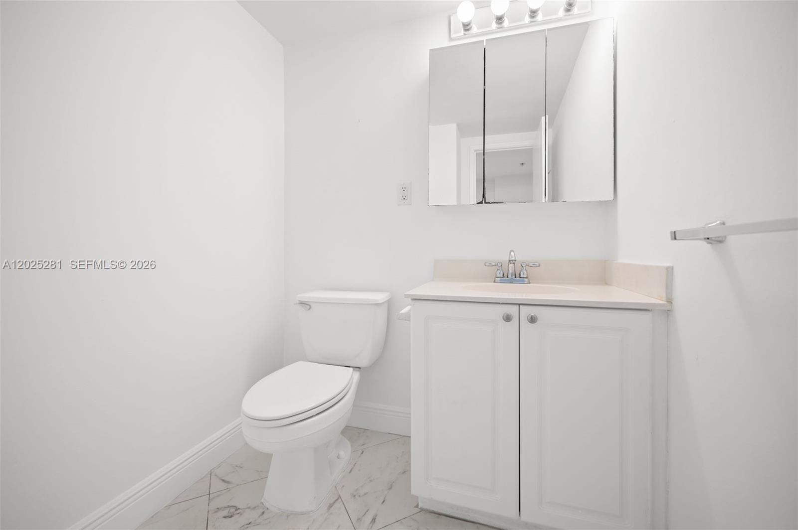 Photo of 19380 Collins Ave  #1122, Sunny Isles Beach, Florida, 33160 - Guest 1/2 bath