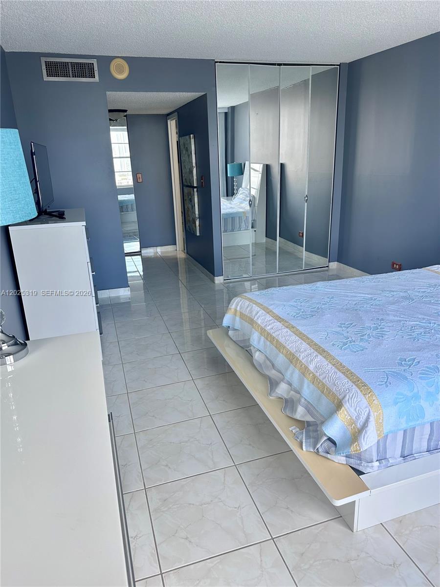 See details 1905 1 / 2 1104 sq. ft. $ 2026-05-26 0 Photo