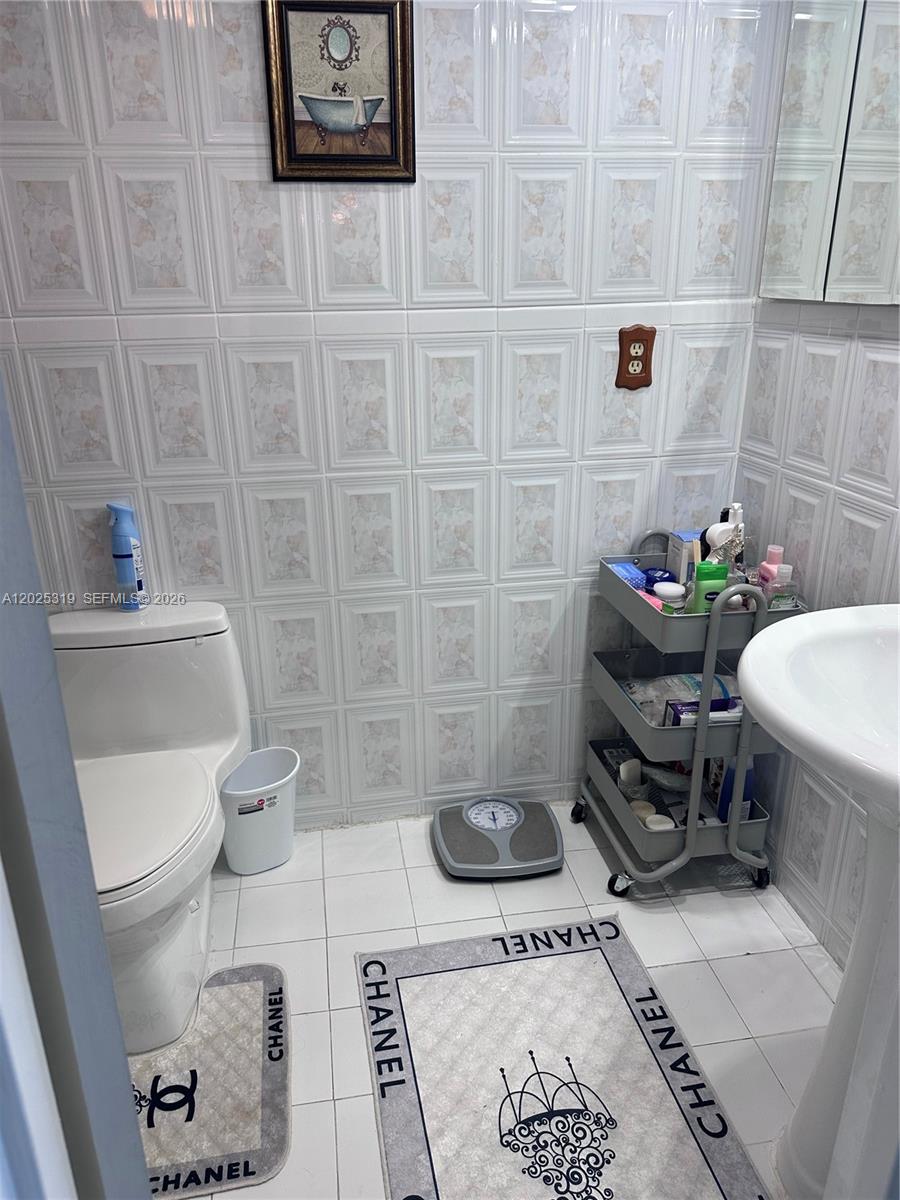 See details 1905 1 / 2 1104 sq. ft. $ 2026-05-26 0 Photo
