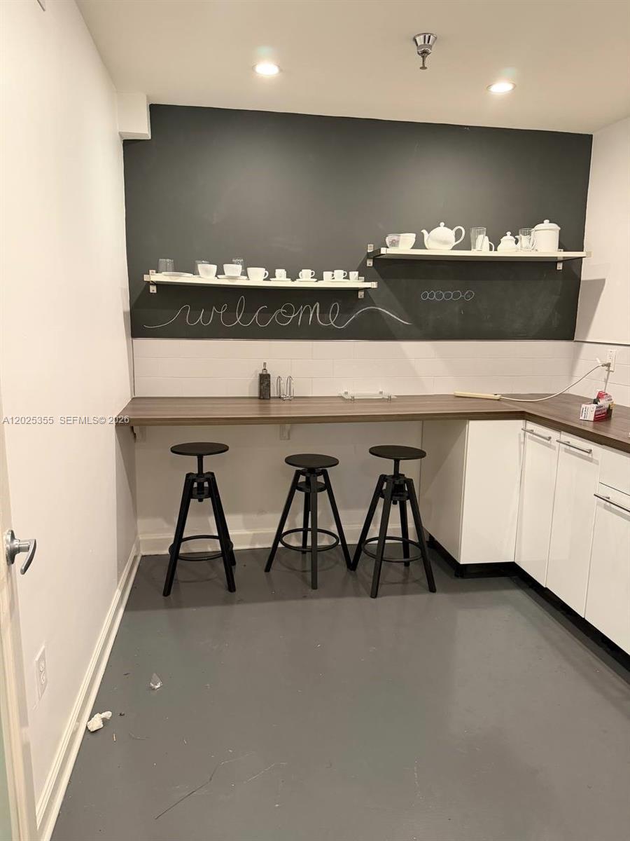 See details 3002 / sq. ft. $ 2026-05-26 0 Photo
