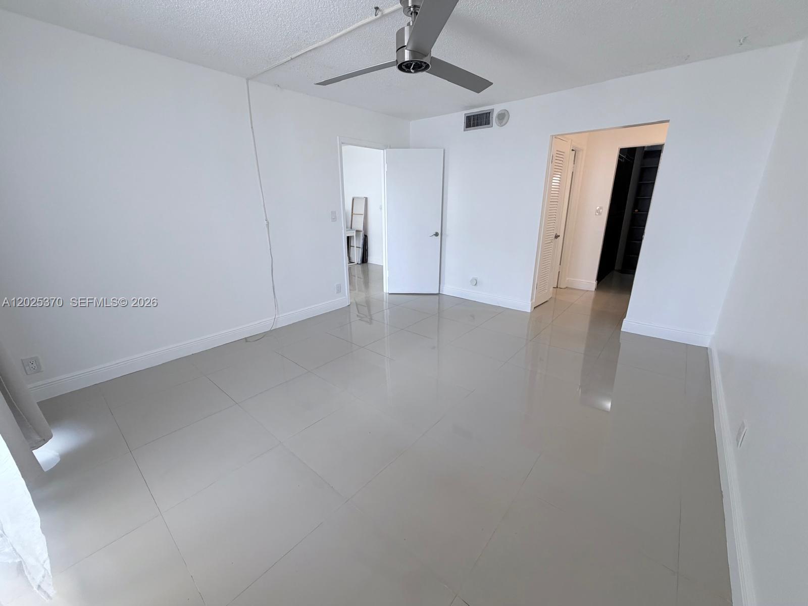 Photo of 1825 Ocean Dr  #611, Hallandale Beach, Florida, 33009 - 