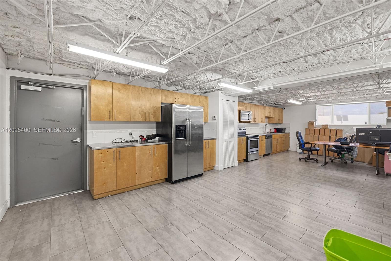 See details / sq. ft. $ 2026-05-26 0 Photo