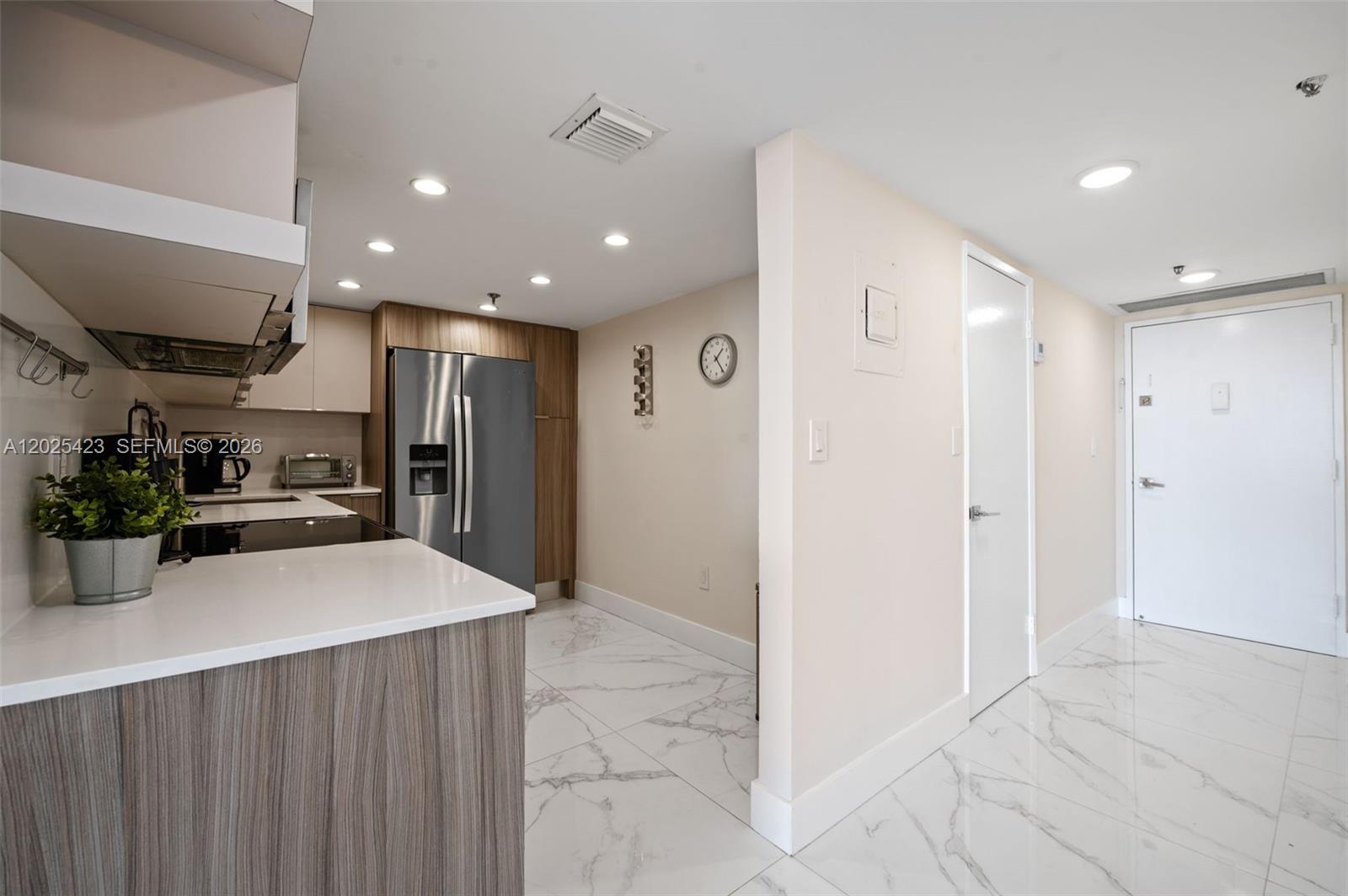 Photo of 20505 Country Club Dr  #1231, Aventura, Florida, 33180 - 