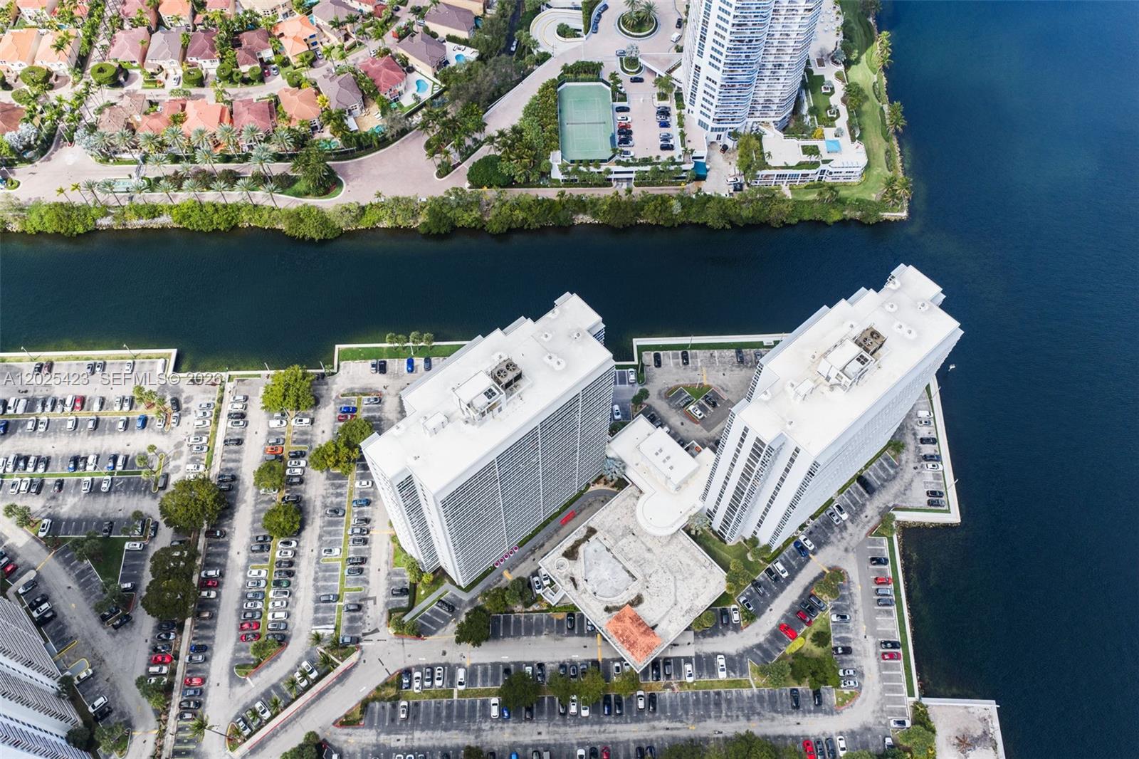 Photo of 20505 Country Club Dr  #1231, Aventura, Florida, 33180 - 