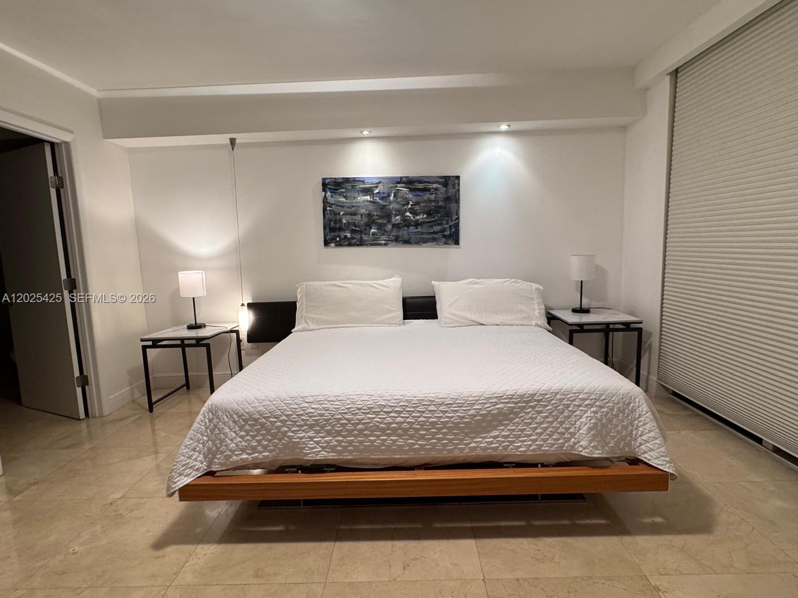 1404 3 / 3 1675 sq. ft. $ 2026-05-26 0 Photo