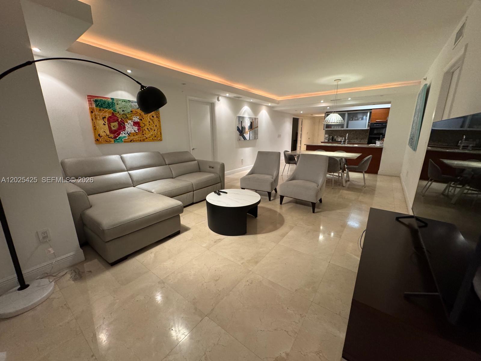 1404 3 / 3 1675 sq. ft. $ 2026-05-26 0 Photo