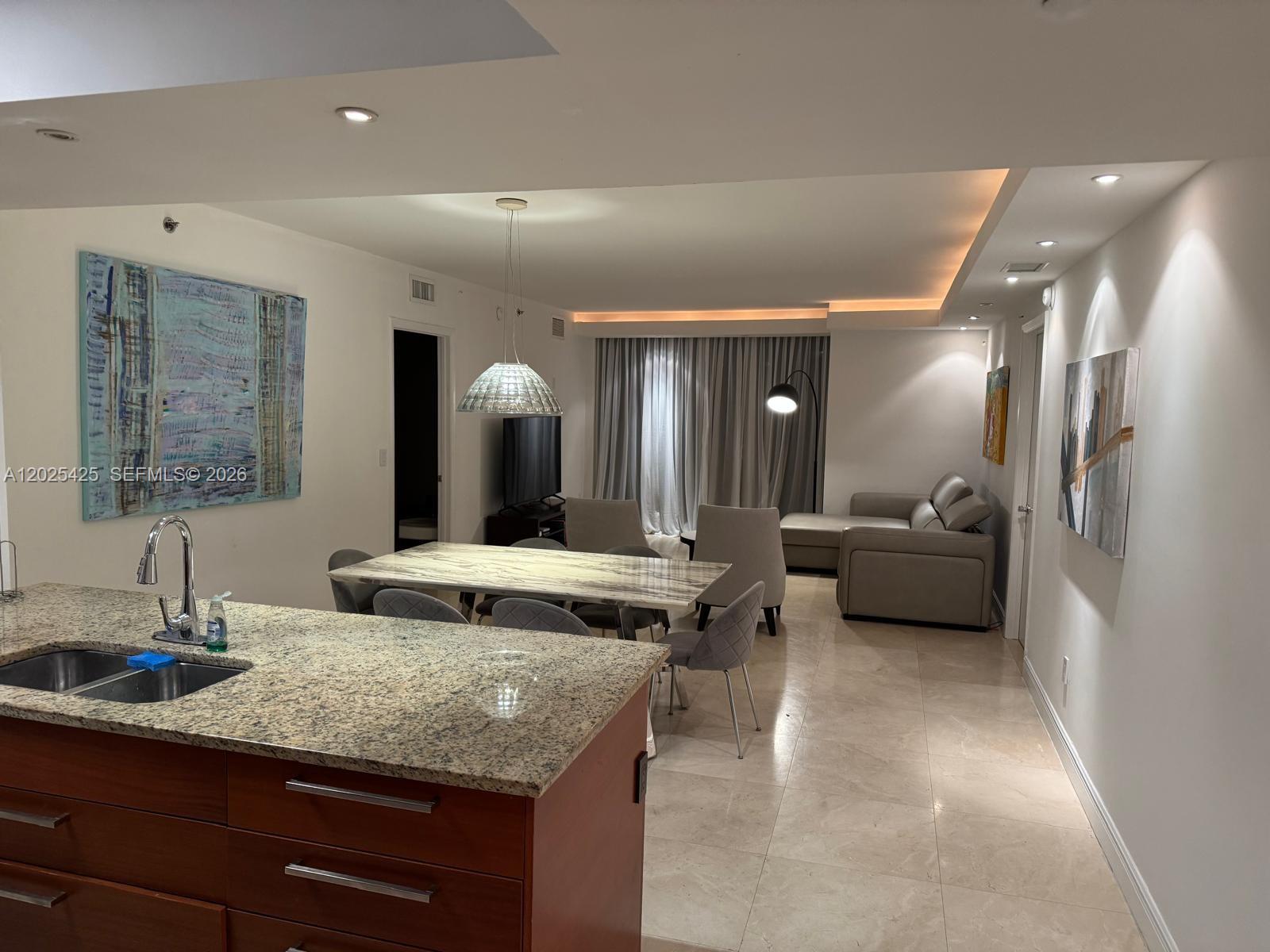 1404 3 / 3 1675 sq. ft. $ 2026-05-26 0 Photo