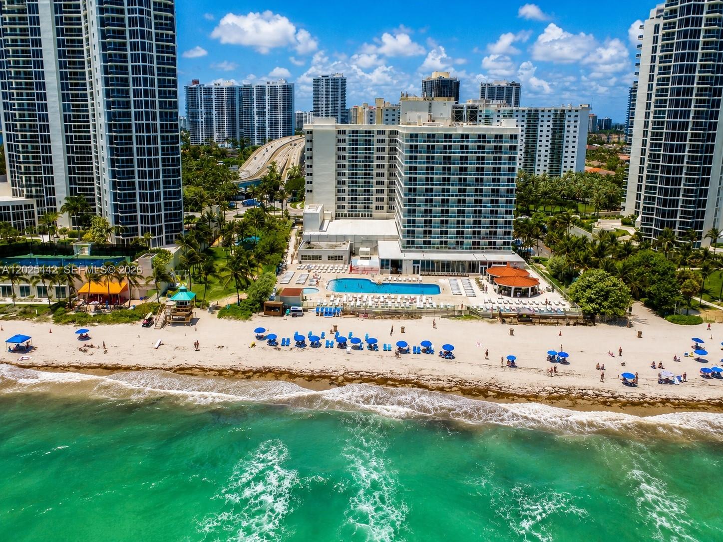 Photo of 19201 Collins Ave  #916, Sunny Isles Beach, Florida, 33160 - 