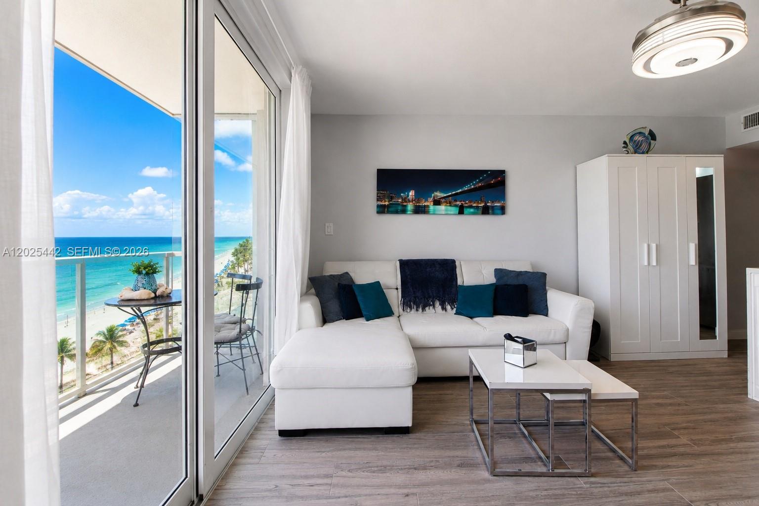Photo of 19201 Collins Ave  #916, Sunny Isles Beach, Florida, 33160 - 