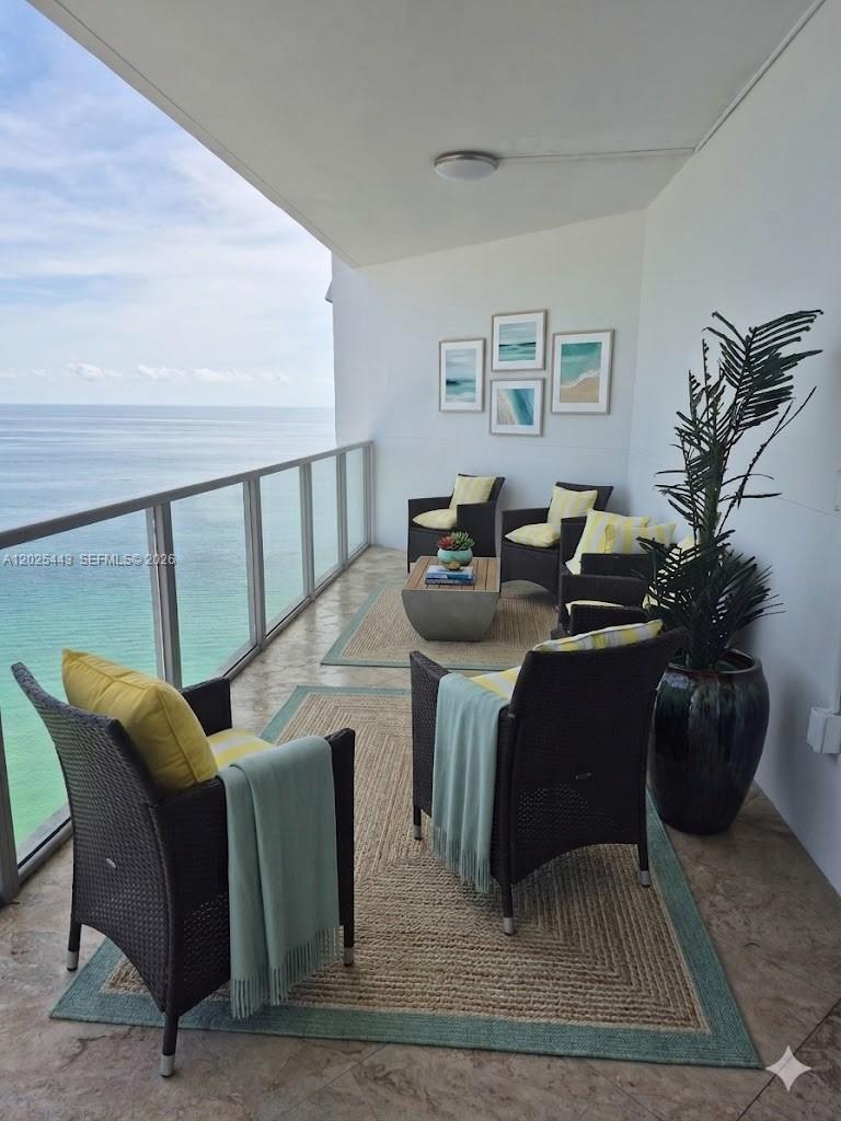 Photo of 3101 Ocean Dr #2707, Hollywood, Florida, 33019 -