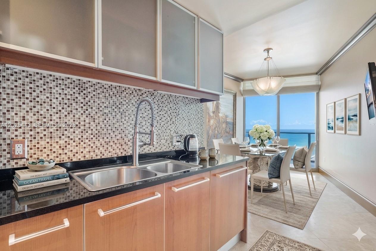 Photo of 3101 Ocean Dr #2707, Hollywood, Florida, 33019 -