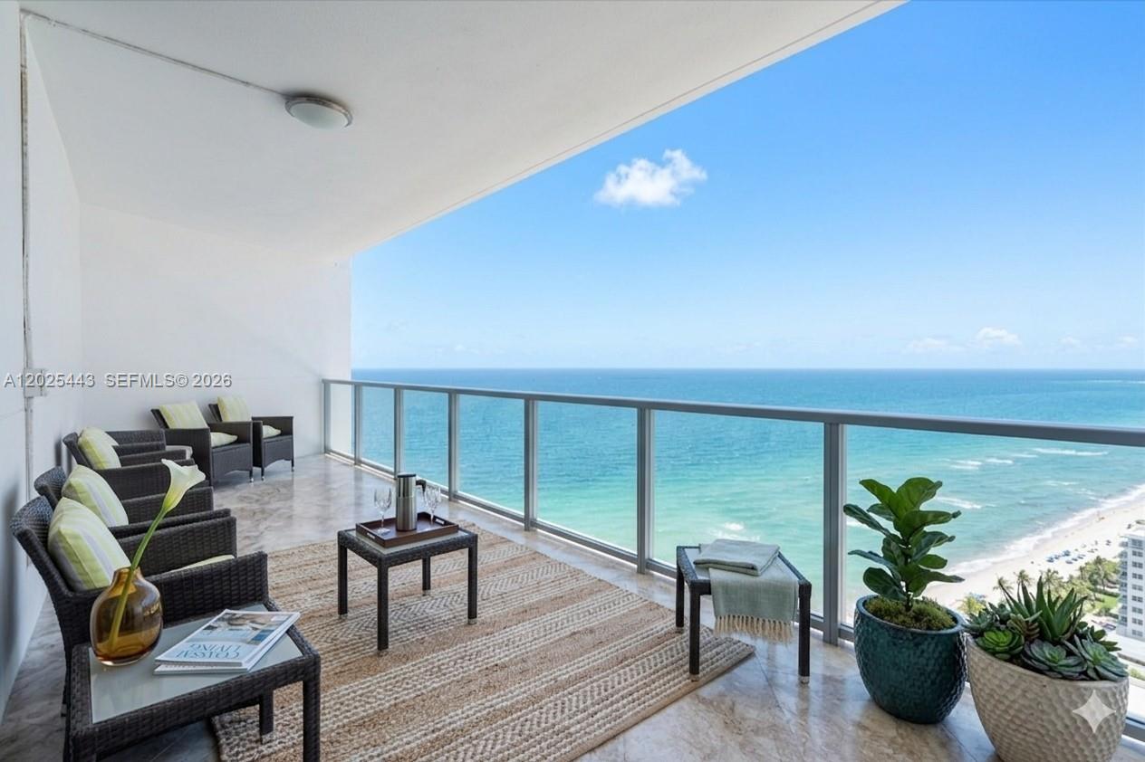 Photo of 3101 Ocean Dr #2707, Hollywood, Florida, 33019 -