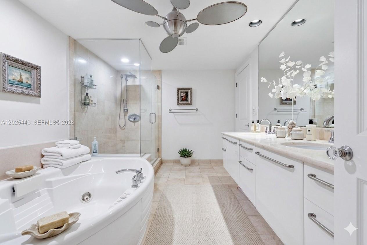 Photo of 3101 Ocean Dr #2707, Hollywood, Florida, 33019 -