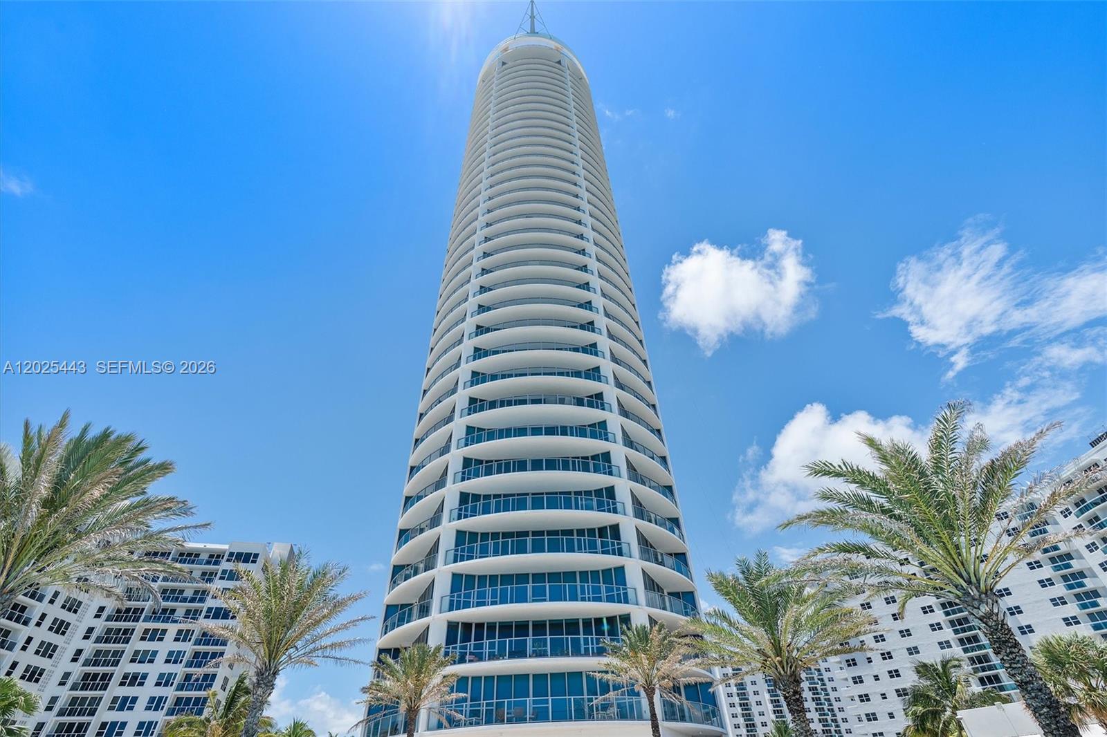 Photo of 3101 Ocean Dr #2707, Hollywood, Florida, 33019 -