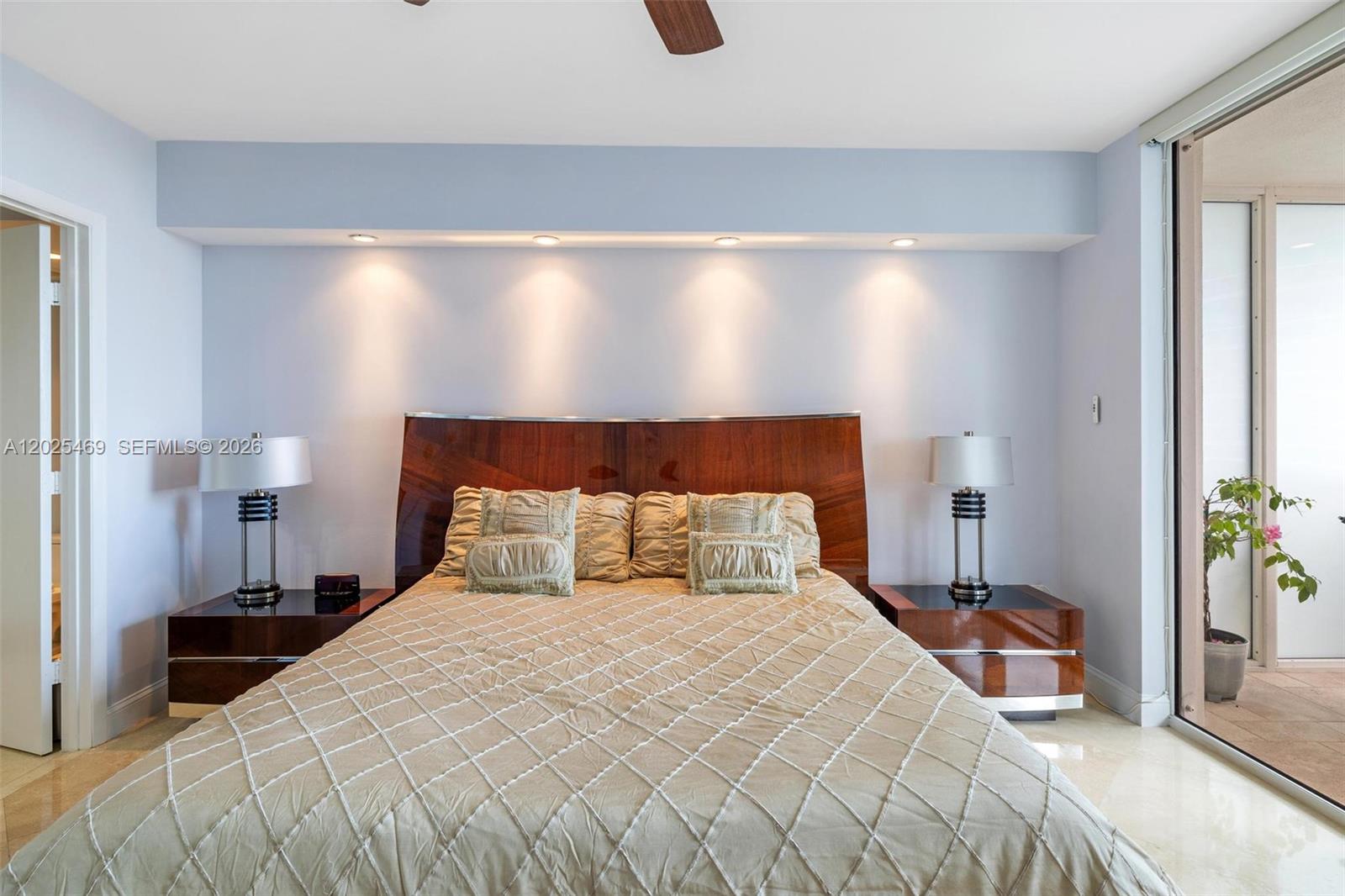 2804 3 / 3 1675 sq. ft. $ 2026-05-26 0 Photo