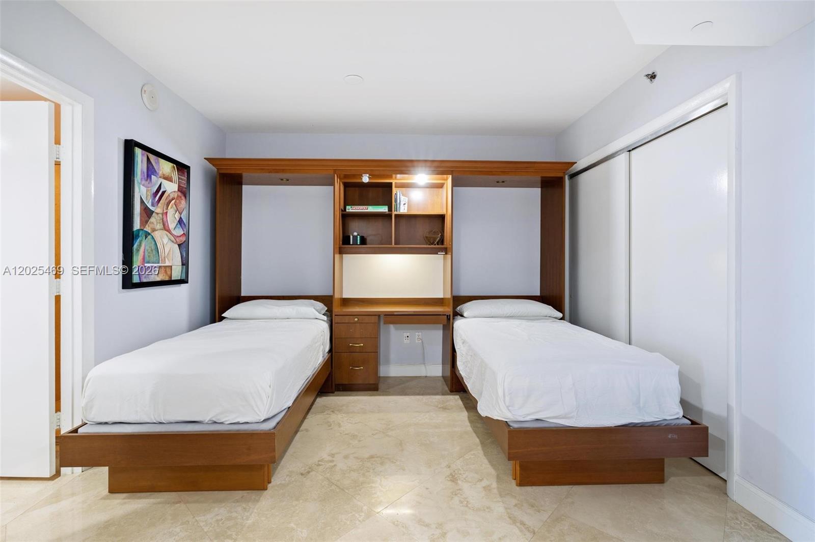 2804 3 / 3 1675 sq. ft. $ 2026-05-26 0 Photo