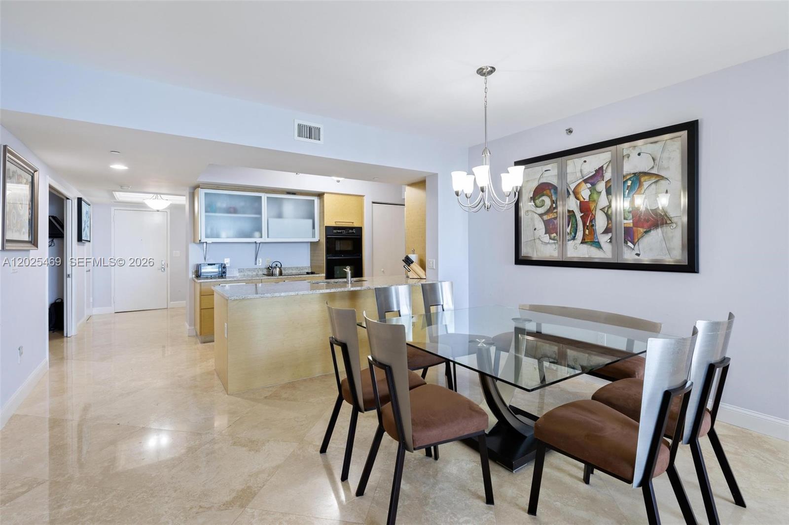 2804 3 / 3 1675 sq. ft. $ 2026-05-26 0 Photo