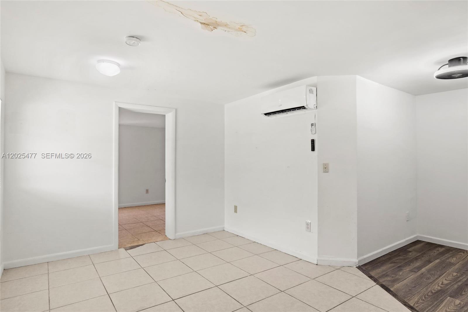 Ver detalles 310 5 / 3 3256 sq. ft. $ 2026-05-26 0 foto