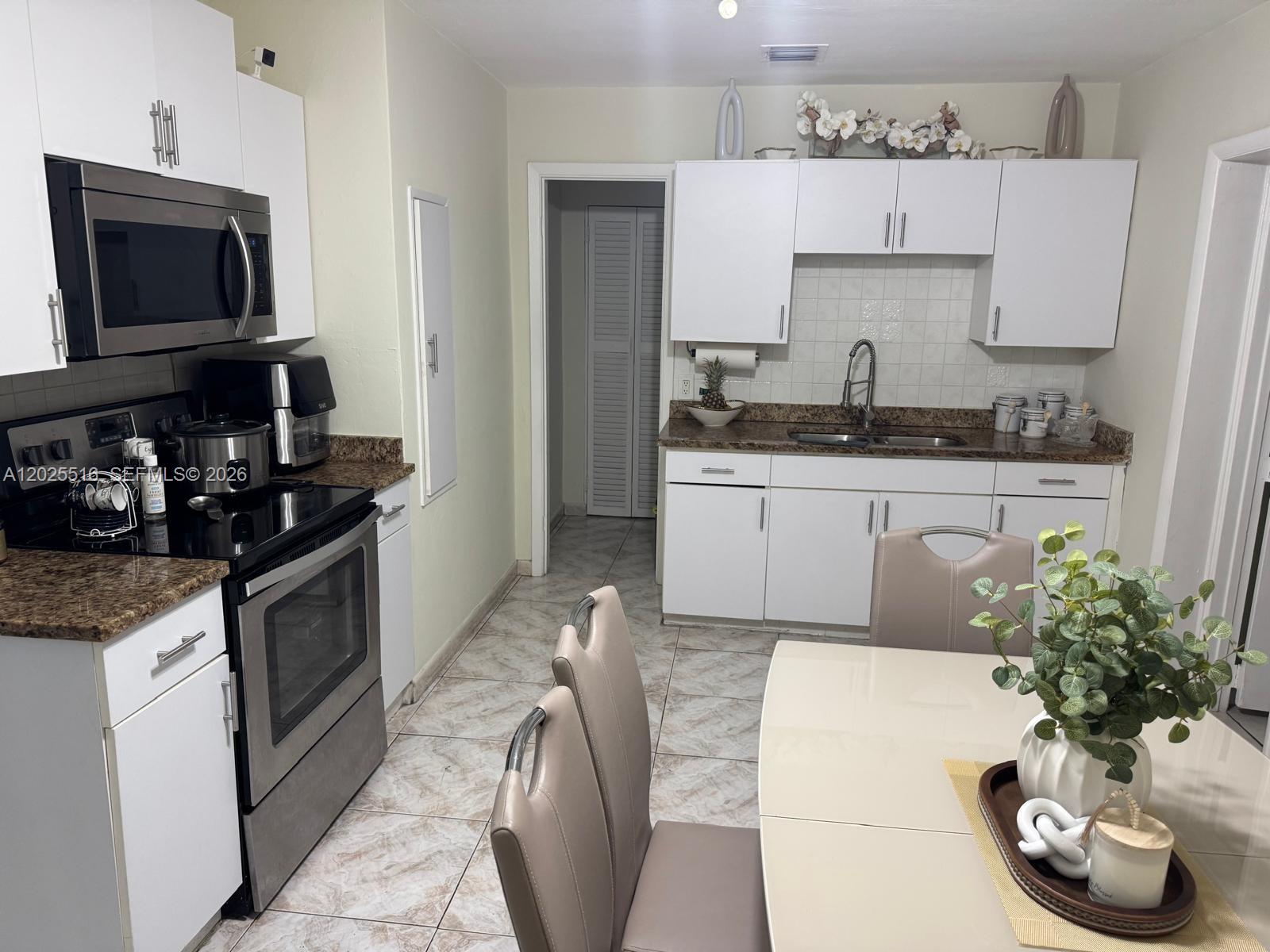 See details / 2879 sq. ft. $ 2026-05-26 0 Photo
