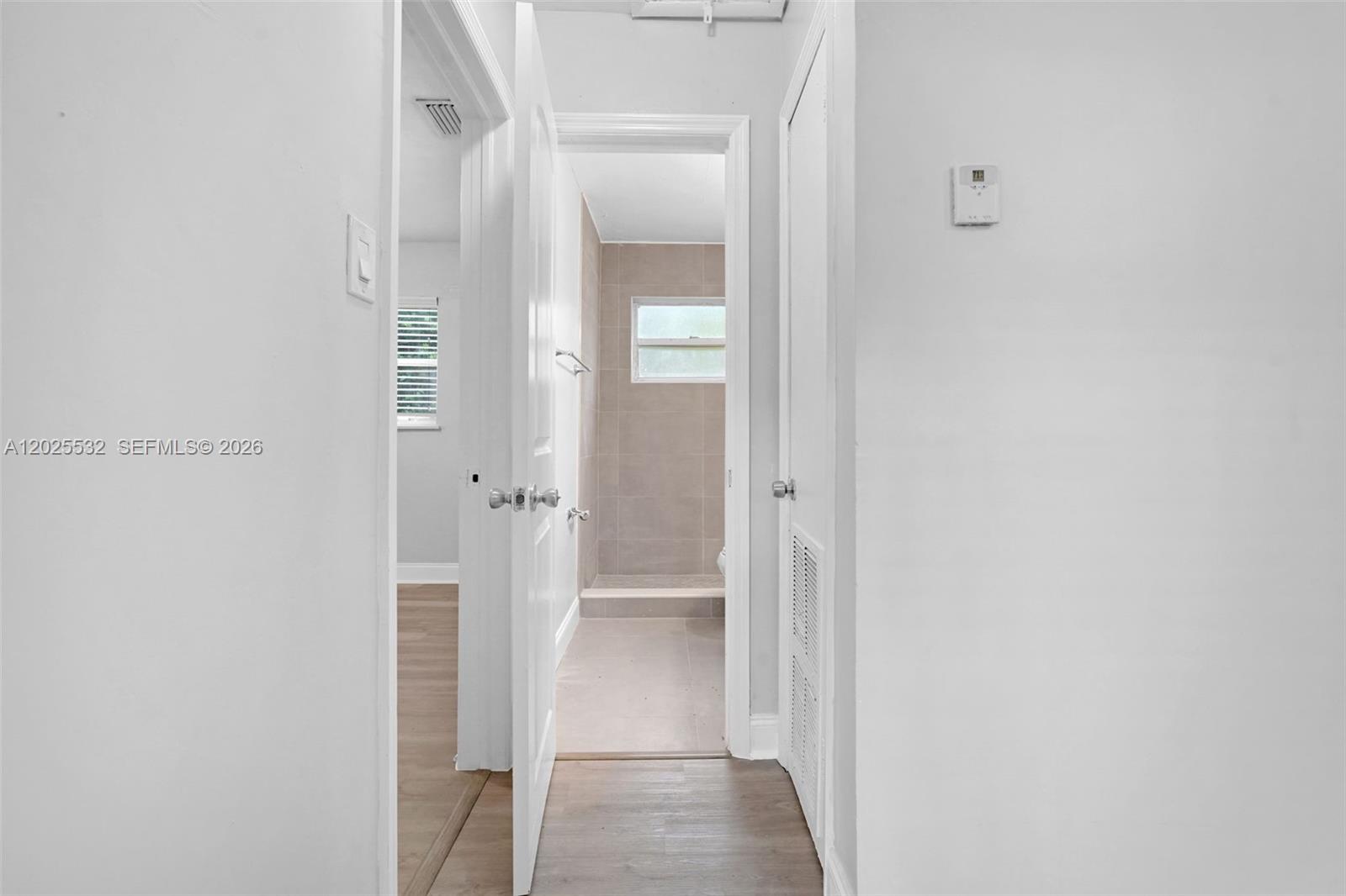 See details / 1250 sq. ft. $ 2026-05-26 0 Photo