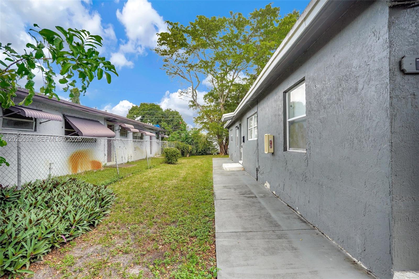 See details / 1250 sq. ft. $ 2026-05-26 0 Photo