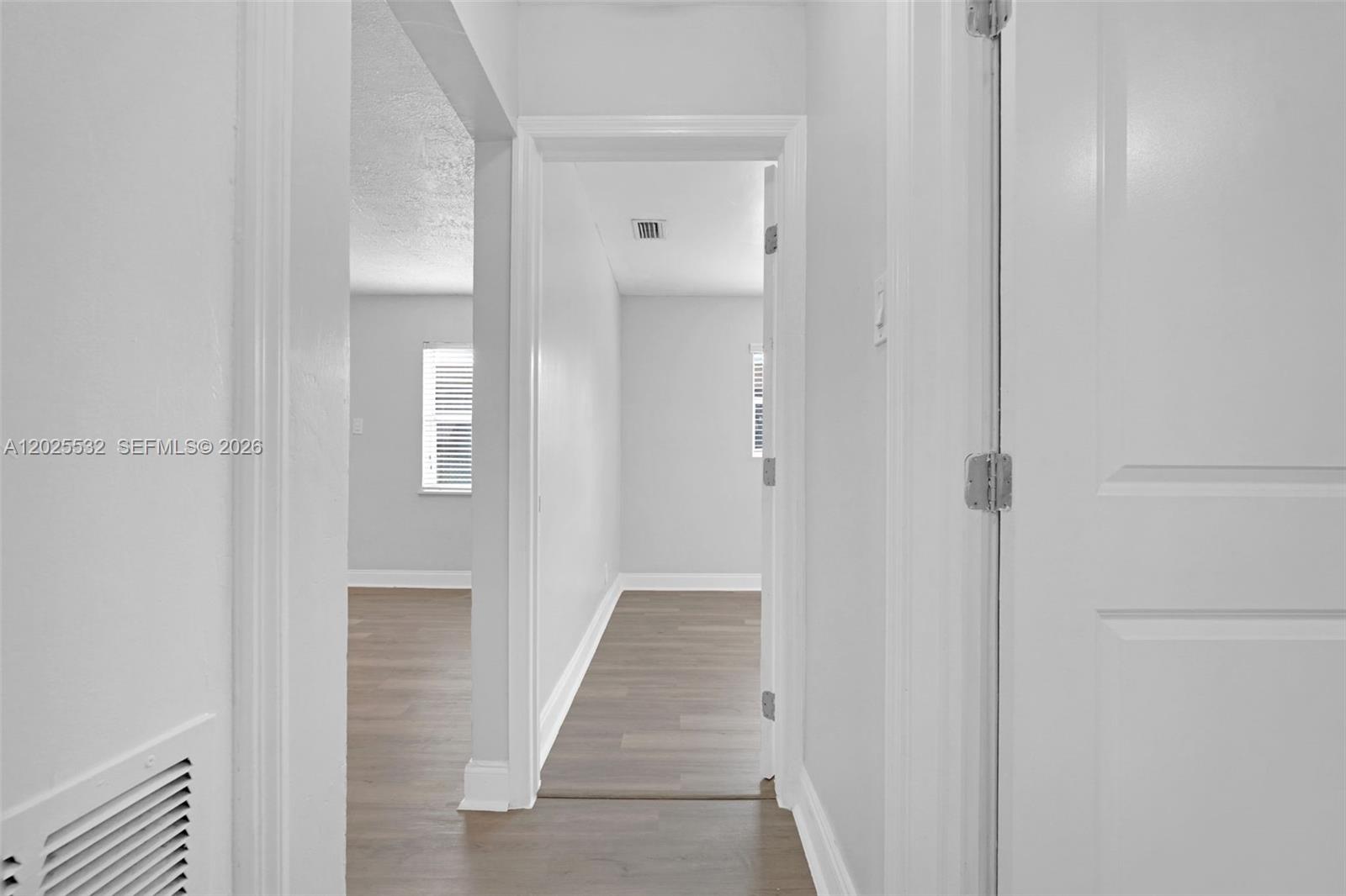 See details / 1250 sq. ft. $ 2026-05-26 0 Photo