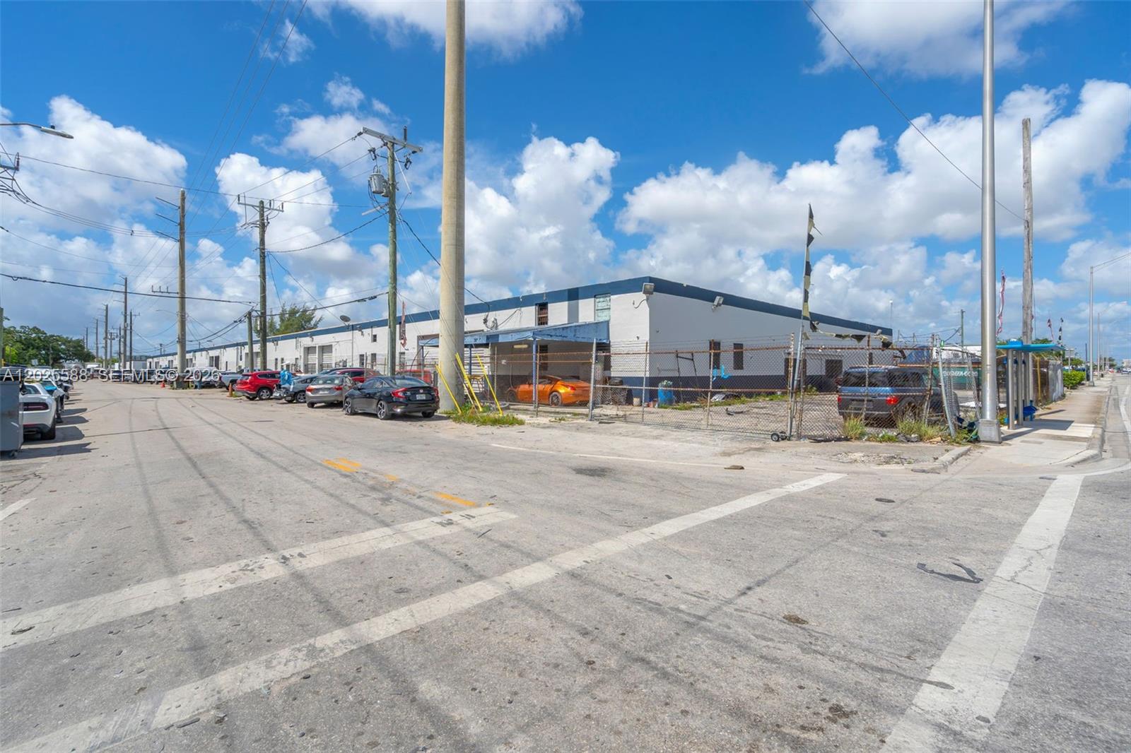 See details 5214 / sq. ft. $ 2026-05-26 0 Photo