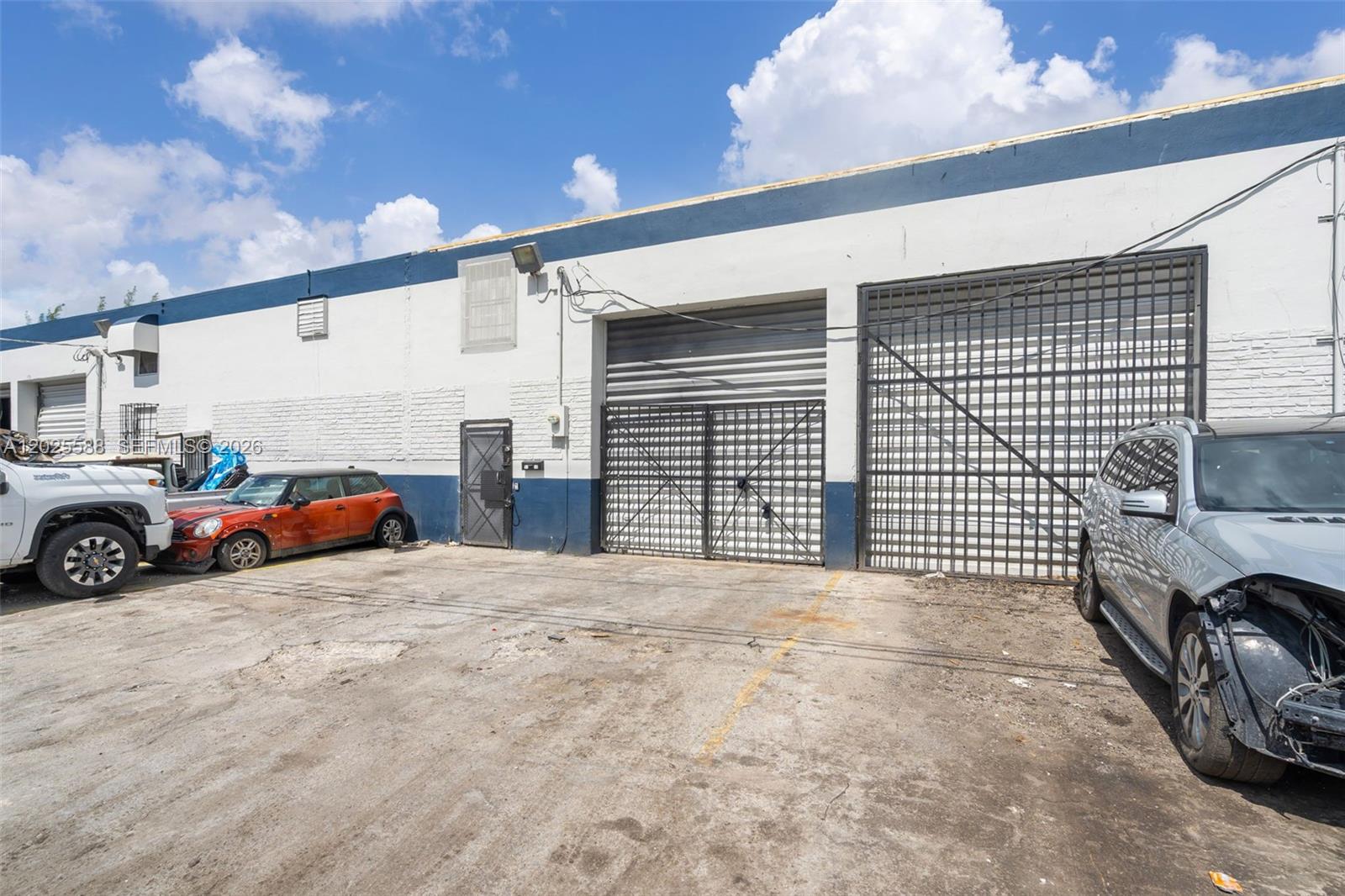 See details 5214 / sq. ft. $ 2026-05-26 0 Photo