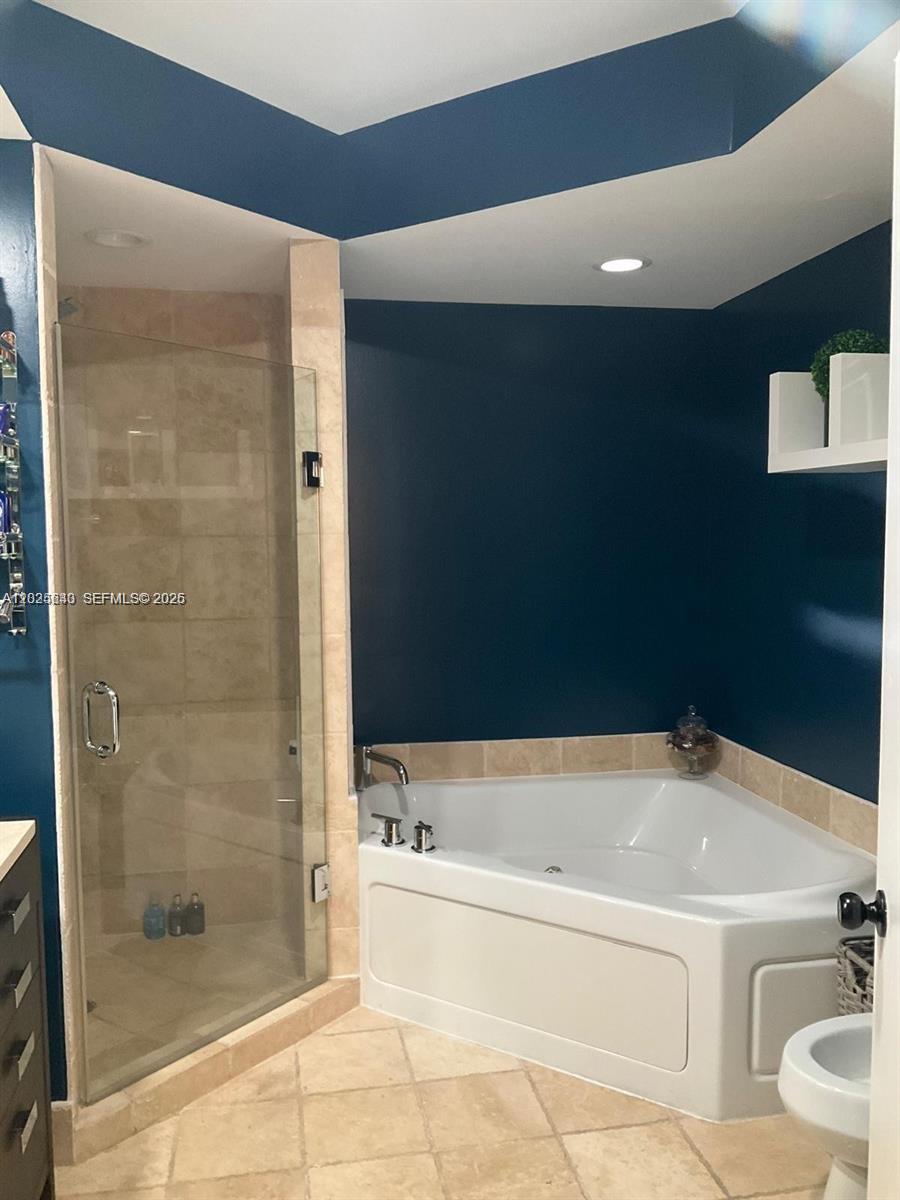 5303 1 / 2 914 sq. ft. $ 2026-05-26 0 Photo