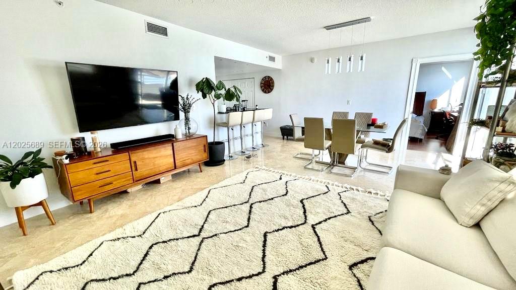 Photo of 18800 29th Ave #818, Aventura, Florida, 33180 -