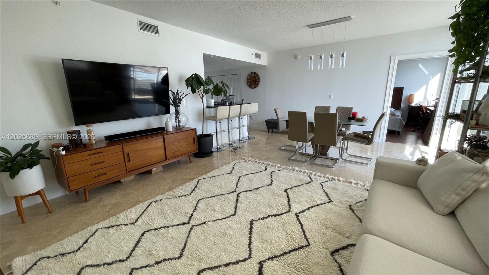 Photo of 18800 29th Ave #818, Aventura, Florida, 33180 -