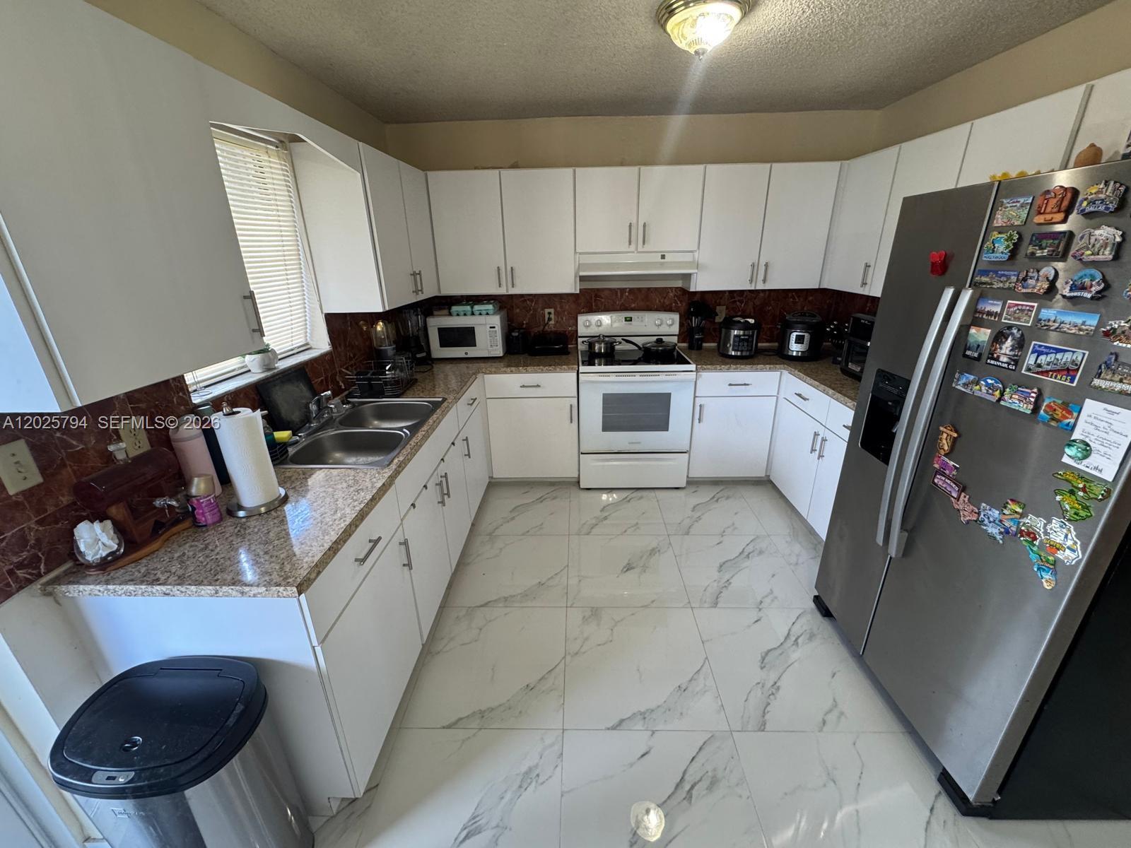   /  3121 sq. ft. $ 2026-05-27 0 Photo