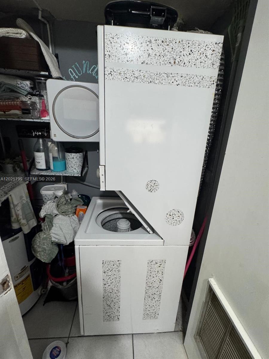 See details / 3214 sq. ft. $ 2026-05-27 0 Photo