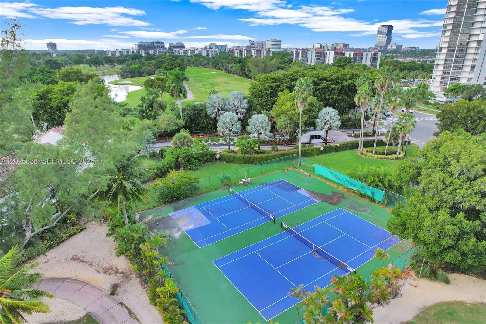 Photo of 3401 Country Club Dr  #307, Aventura, Florida, 33180 - 