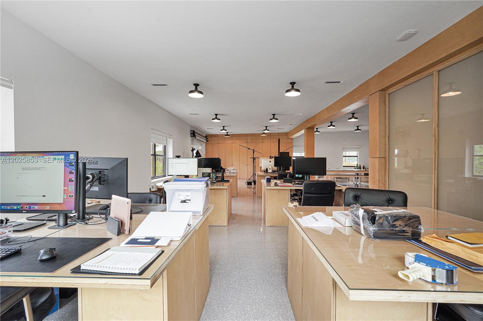 See details / sq. ft. $ 2026-05-27 0 Photo