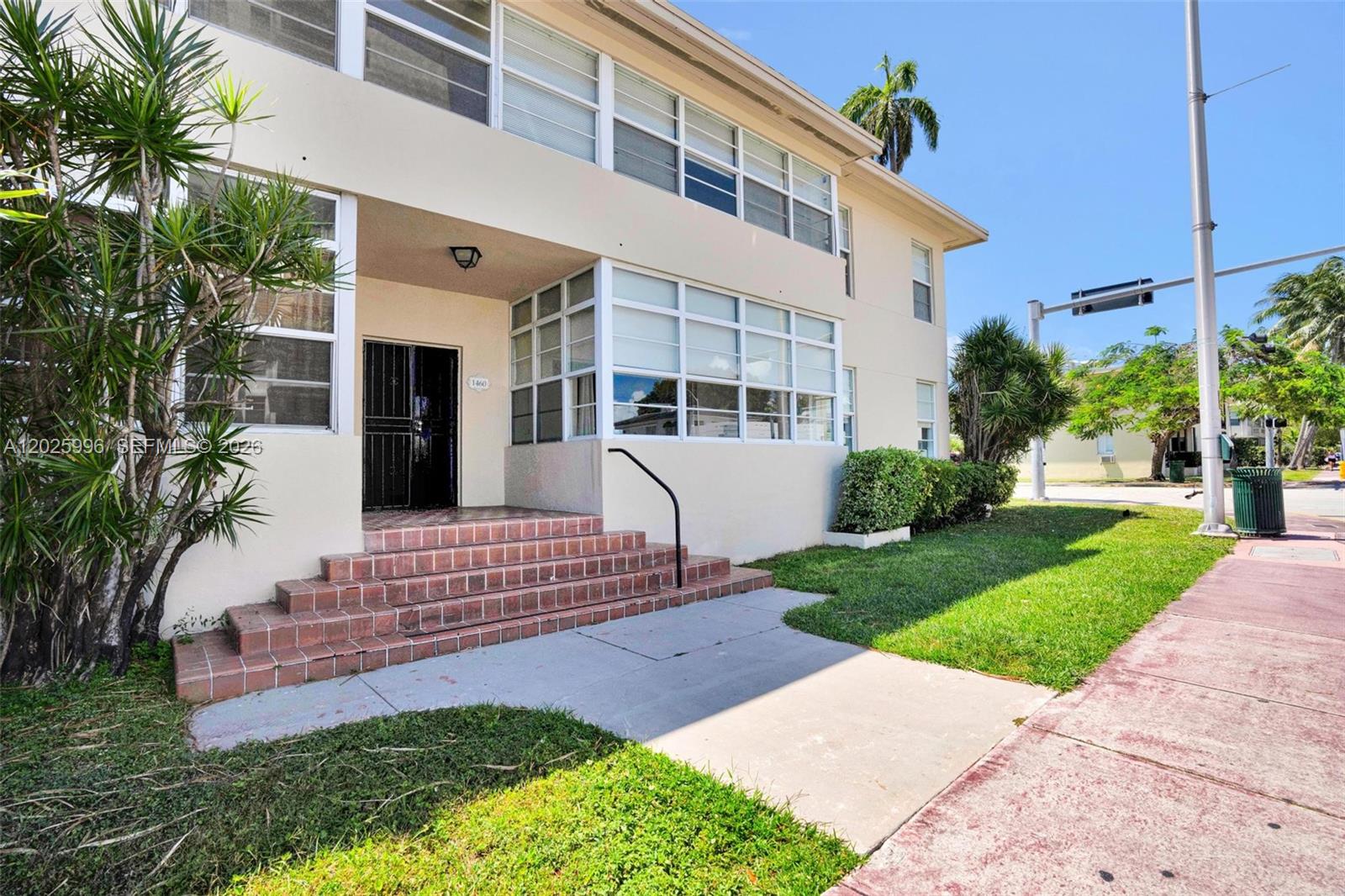  /  4952 sq. ft. $ 2026-05-27 0 Photo
