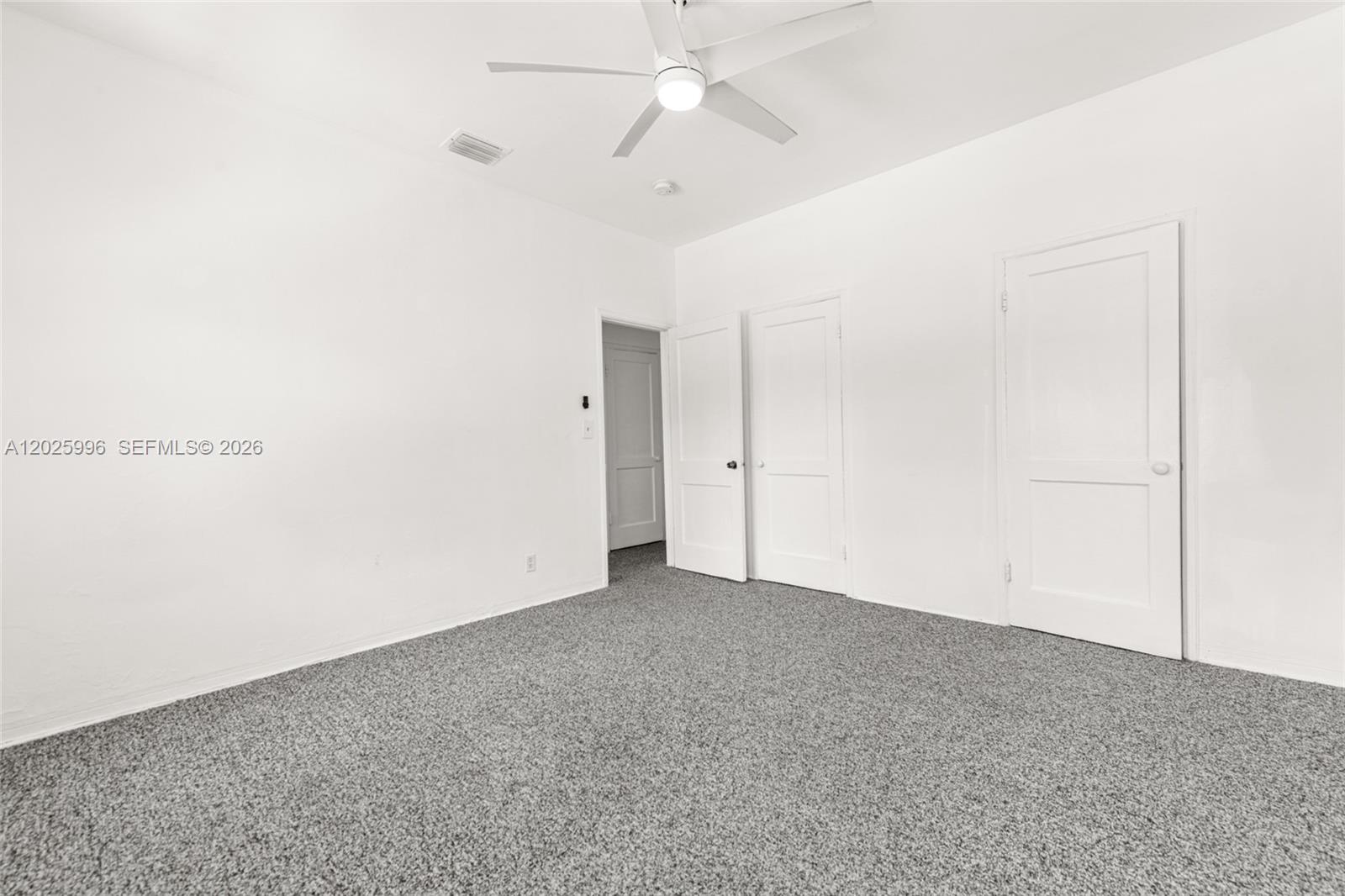  /  4952 sq. ft. $ 2026-05-27 0 Photo