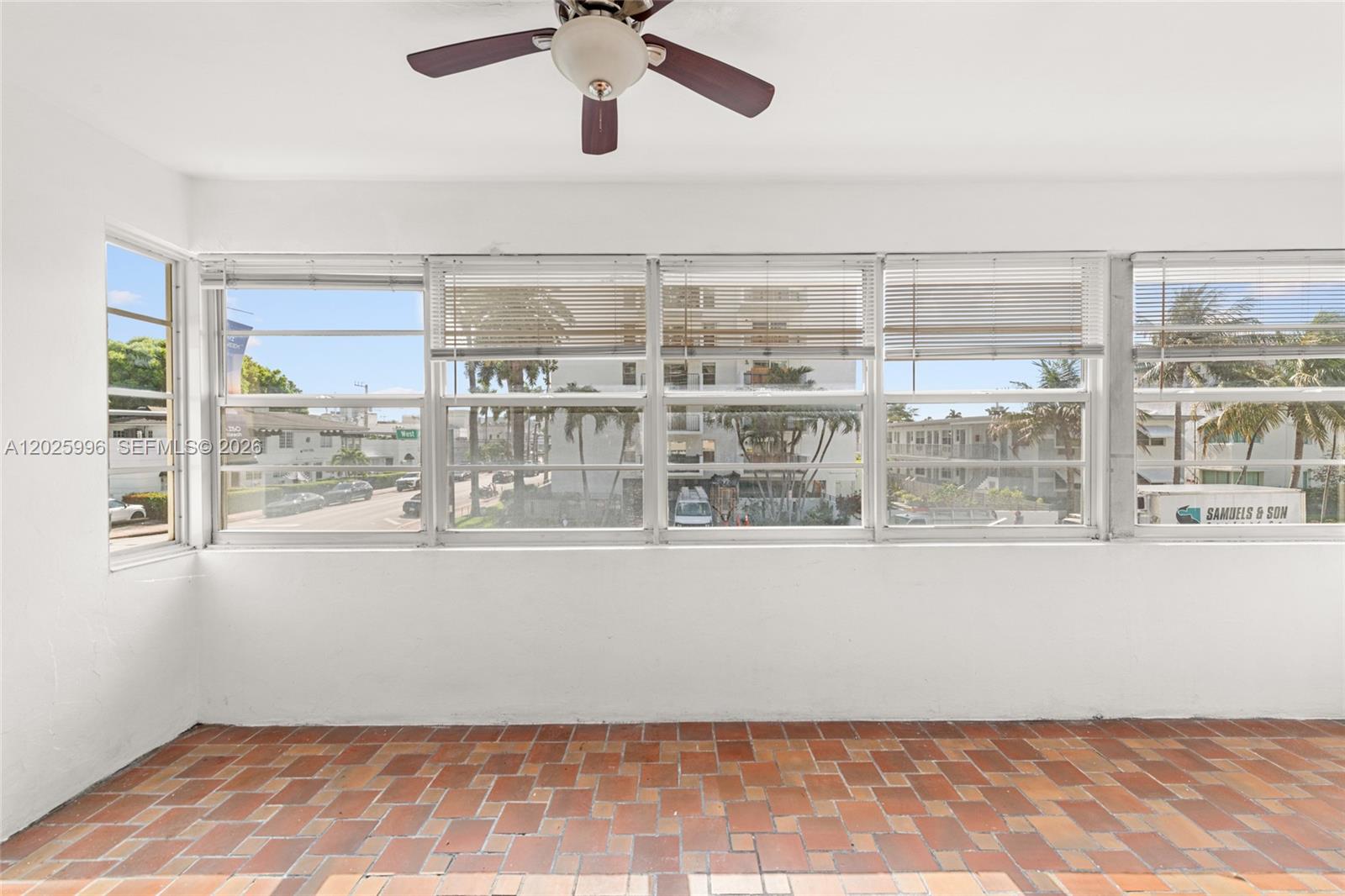   /  4952 sq. ft. $ 2026-05-27 0 Photo