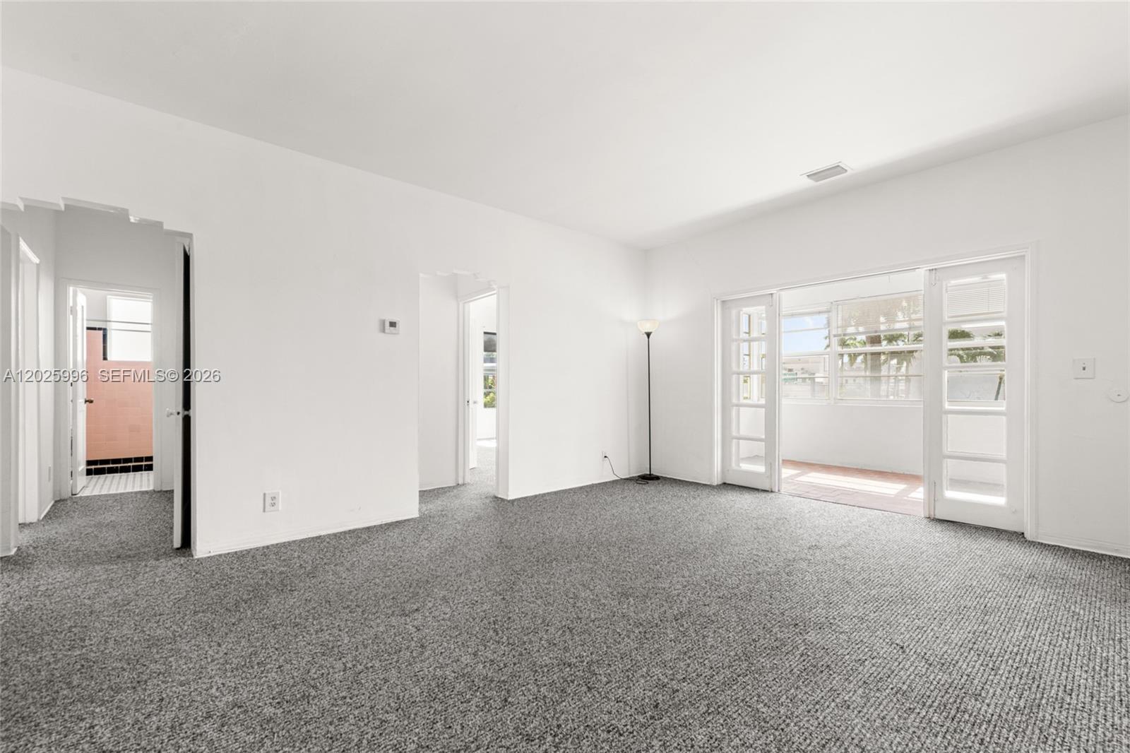   /  4952 sq. ft. $ 2026-05-27 0 Photo