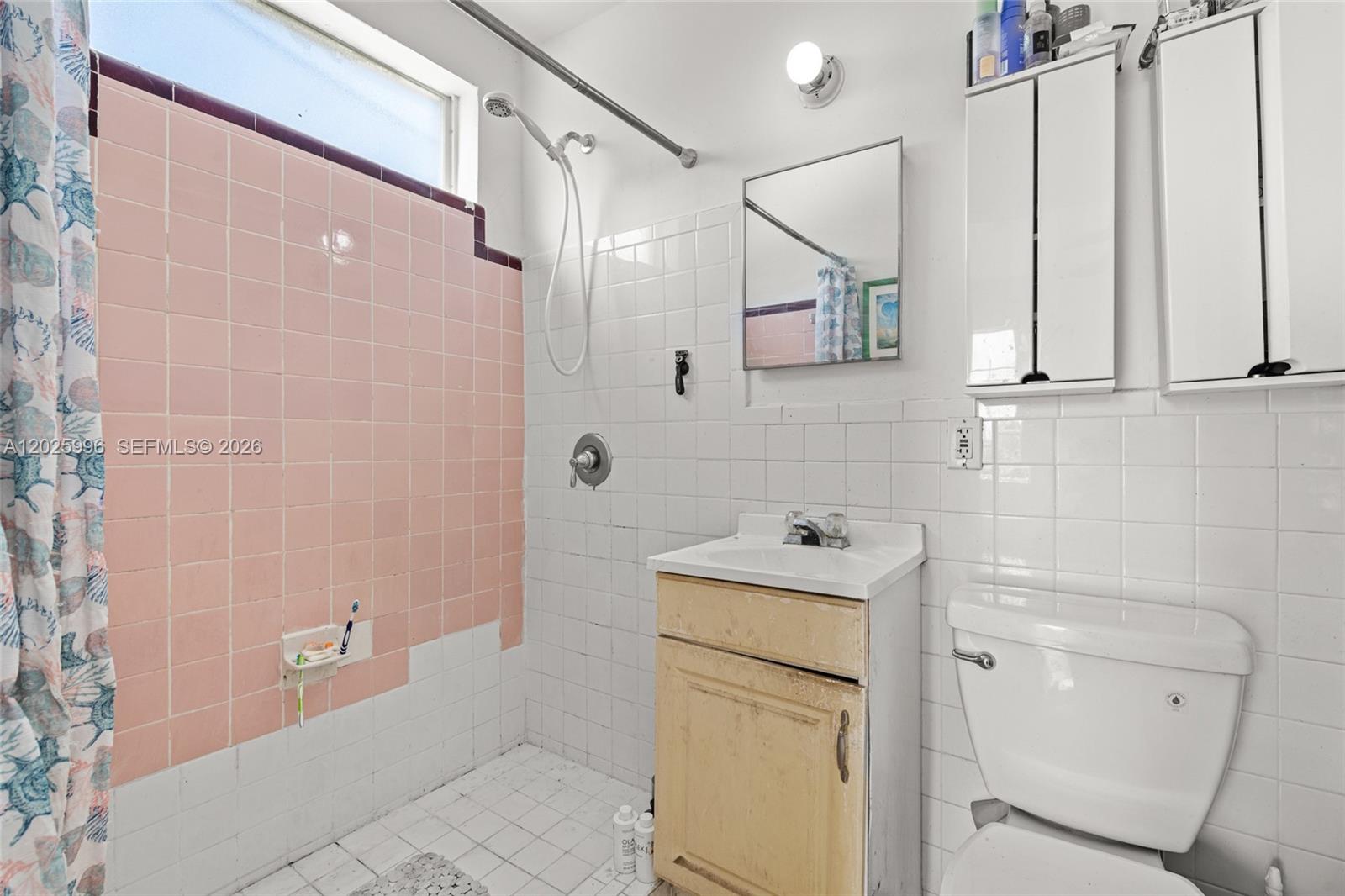   /  4952 sq. ft. $ 2026-05-27 0 Photo