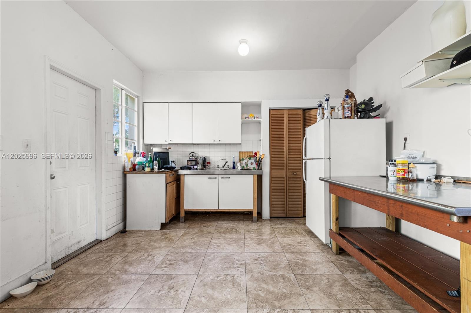   /  4952 sq. ft. $ 2026-05-27 0 Photo