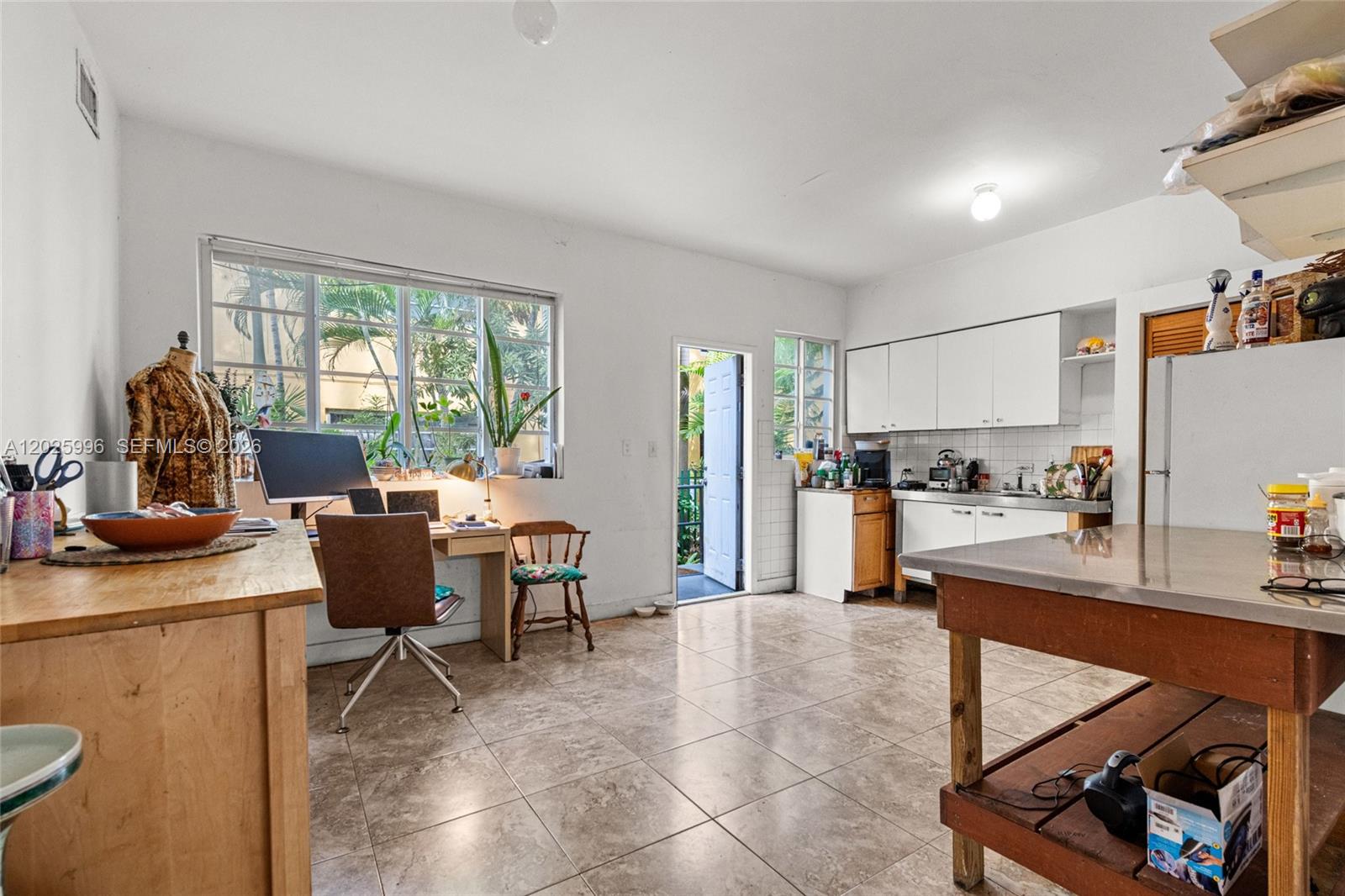   /  4952 sq. ft. $ 2026-05-27 0 Photo