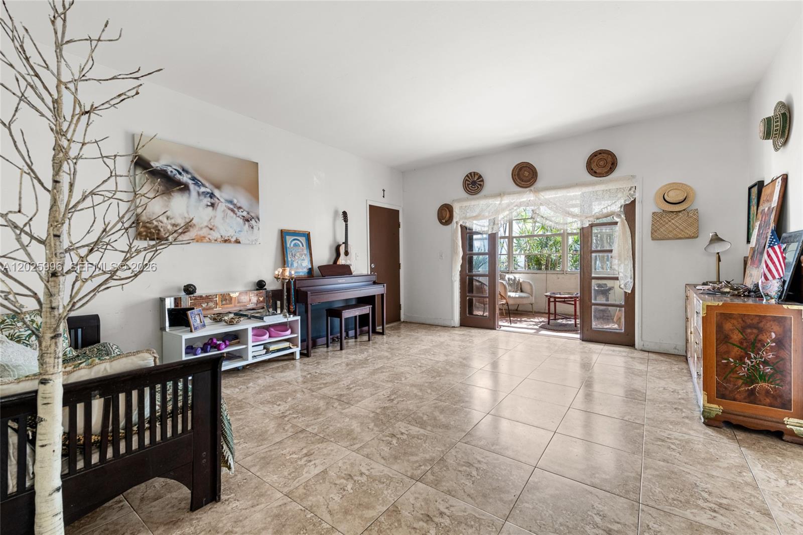   /  4952 sq. ft. $ 2026-05-27 0 Photo